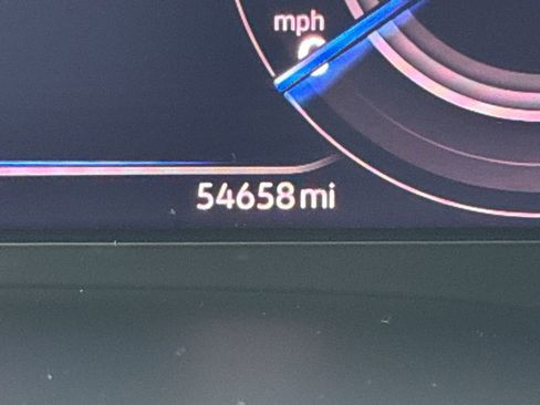 Used 2019 Volkswagen Atlas SEL Premium image 20