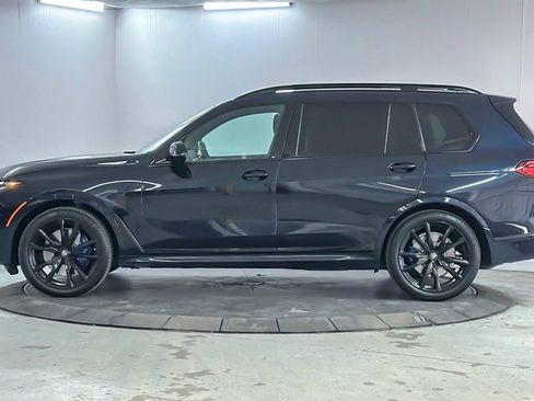 Used 2023 BMW X7 xDrive40i w/ Executive Package image 5