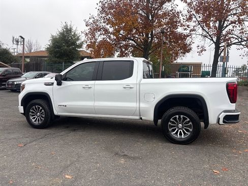 Used 2020 GMC Sierra 1500 AT4 w/ AT4 Premium Package image 12