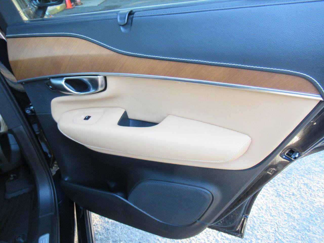 Used 2019 Volvo XC90 T6 Inscription w/ Advanced Package AWD/4WD image 19