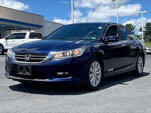 Used 2015 Honda Accord EX-L image 2