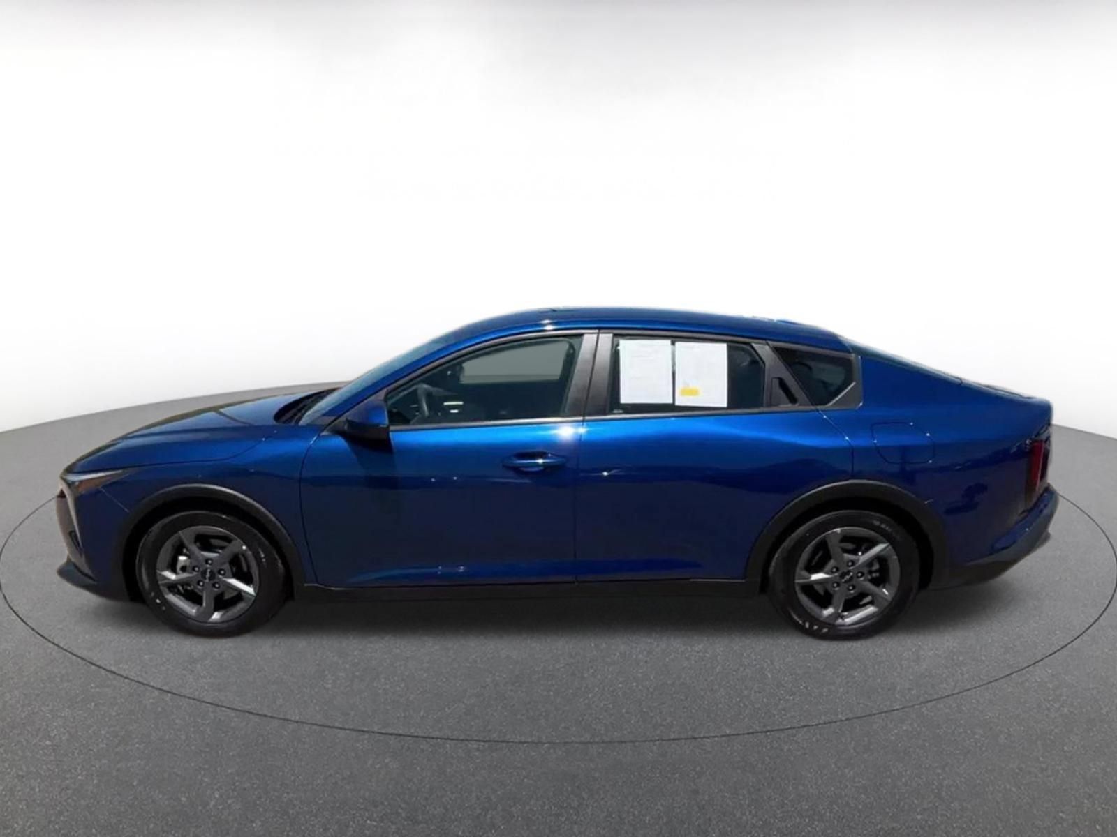Used 2025 Kia K4 FWD image 8