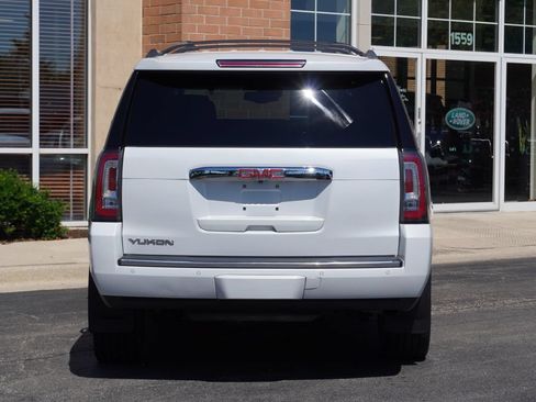 Used 2017 GMC Yukon Denali w/ Open Road Package AWD/4WD image 4