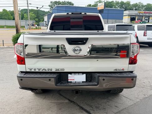Used 2017 Nissan Titan Platinum Reserve AWD/4WD image 5