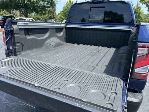 Used 2023 Nissan Titan PRO-4X w/ Pro-4x Convenience Package AWD/4WD image 13
