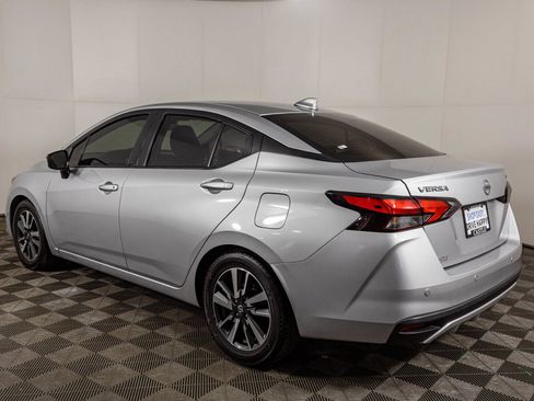 Used 2021 Nissan Versa SV image 14