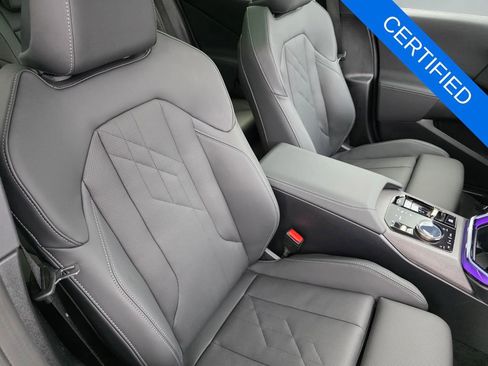 Certified 2025 BMW X3 xDrive30 w/ Convenience Package AWD/4WD image 28