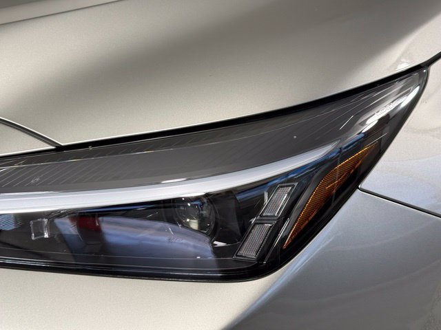 Used 2025 Lexus NX 250 FWD w/ Accessory Package (P2) image 13