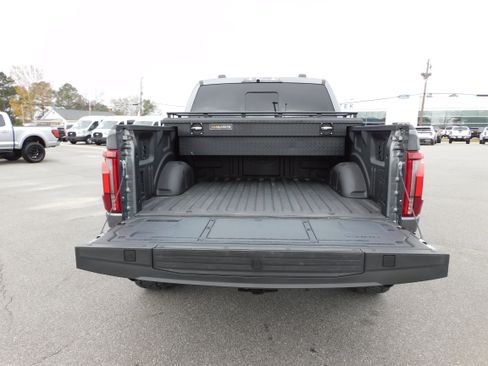 Used 2025 Ford F150 Raptor image 12