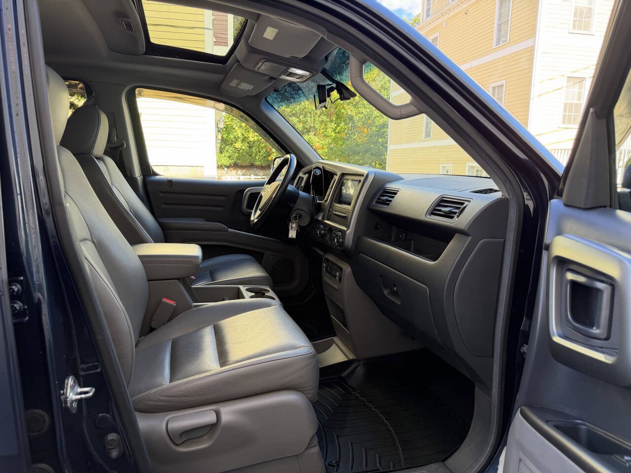 Used 2010 Honda Ridgeline RTL image 18