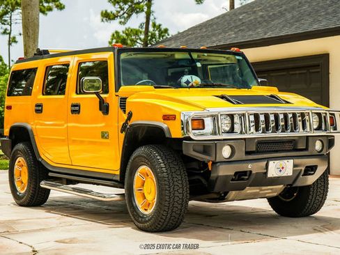 Used 2003 HUMMER H2 w/ Preferred Equipment Group image 12