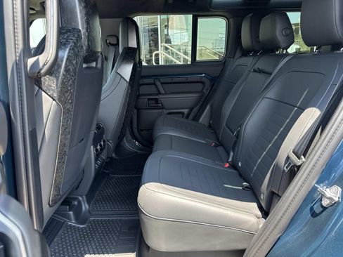 New 2026 Land Rover Defender 110 OCTA AWD/4WD image 8