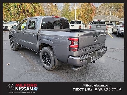 Used 2026 Nissan Frontier SV w/ All-Weather Content Package AWD/4WD image 2