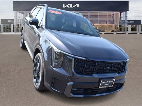 New 2025 Kia Sorento SX Prestige w/ Olive Brown Leather Package image 9