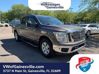Used 2018 Nissan Titan SV w/ SV Convenience Package AWD/4WD video 1