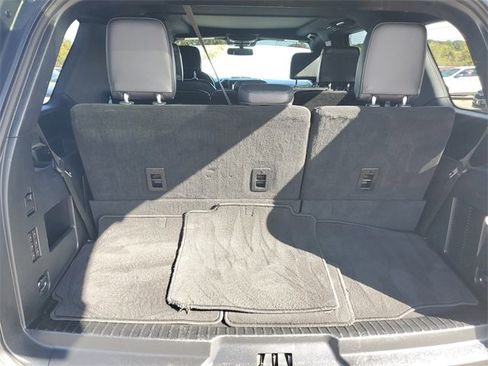 Used 2021 Ford Expedition Limited image 7