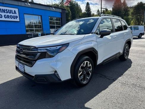 New 2025 Subaru Forester Premium image 5