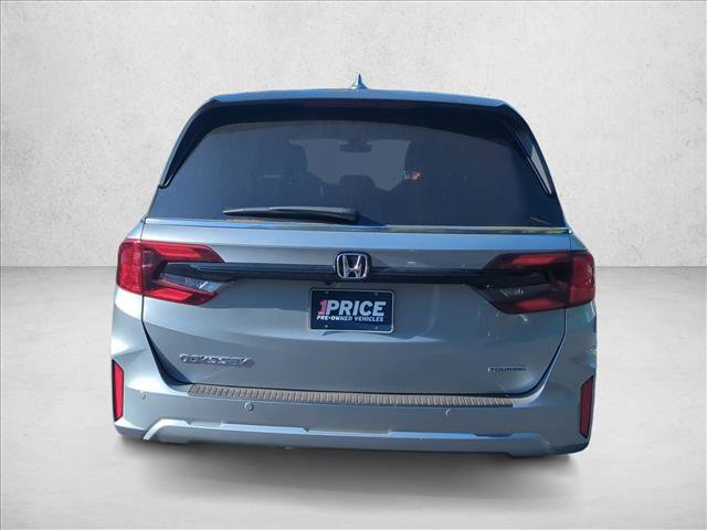 Certified 2026 Honda Odyssey Touring image 7