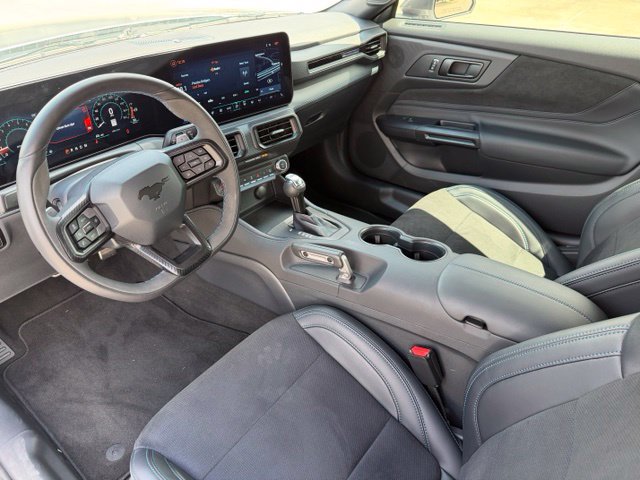 Used 2025 Ford Mustang Dark Horse RWD image 13