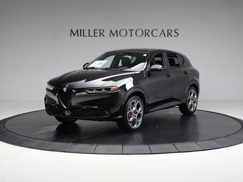 Used 2024 Alfa Romeo Tonale Veloce AWD/4WD image 2