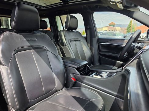 Used 2024 Jeep Grand Cherokee Overland w/ Trailer Tow Package image 19