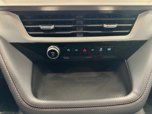 New 2026 Ford Explorer Active w/ Active Comfort Package image 45