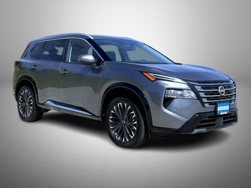 Used 2026 Nissan Rogue Platinum w/ Platinum Premium Package AWD/4WD image 3