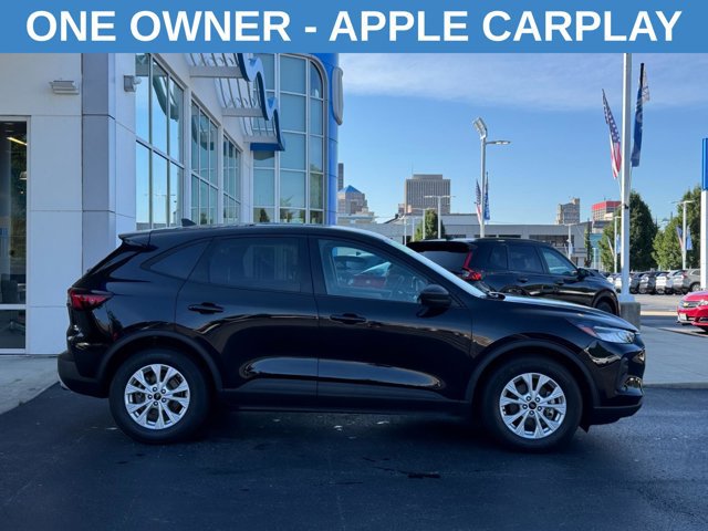 Used 2025 Ford Escape Active FWD image 2