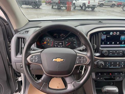 Used 2015 Chevrolet Colorado Z71 image 10