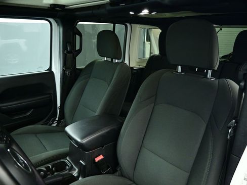 Used 2020 Jeep Wrangler Unlimited Sport S image 14