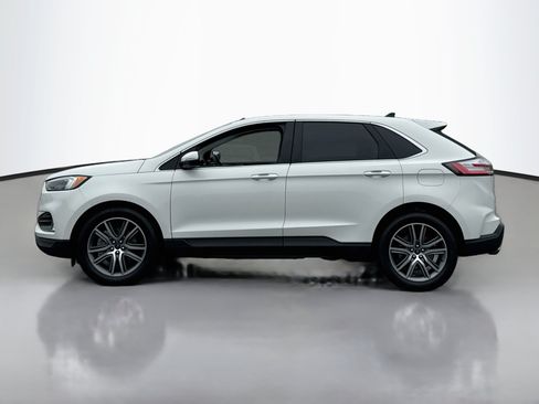 Used 2022 Ford Edge Titanium w/ Equipment Group 301A AWD/4WD image 4