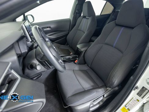 Used 2021 Toyota Corolla SE w/ Carpet Mat Package (TMS) FWD image 25