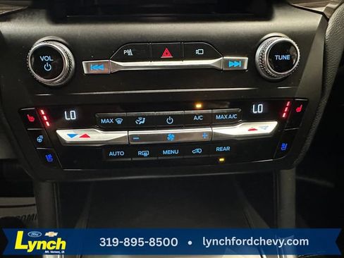 Used 2020 Ford Explorer Limited AWD/4WD image 14