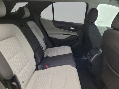 Used 2021 Chevrolet Equinox LS AWD/4WD image 19