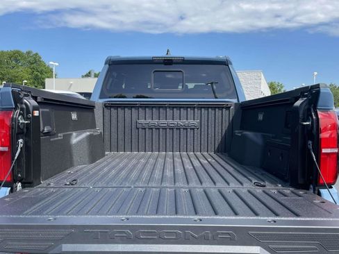 New 2026 Toyota Tacoma TRD Off-Road AWD/4WD image 17