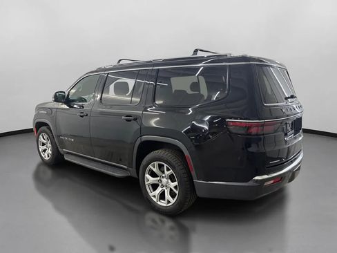 Used 2022 Jeep Wagoneer Series II AWD/4WD image 7