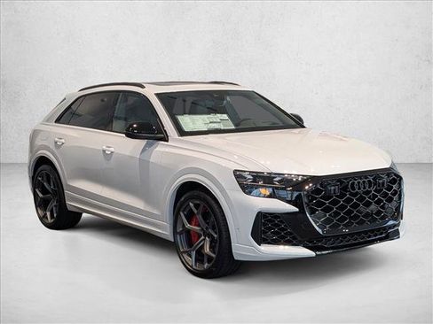 New 2026 Audi RS Q8 performance image 5