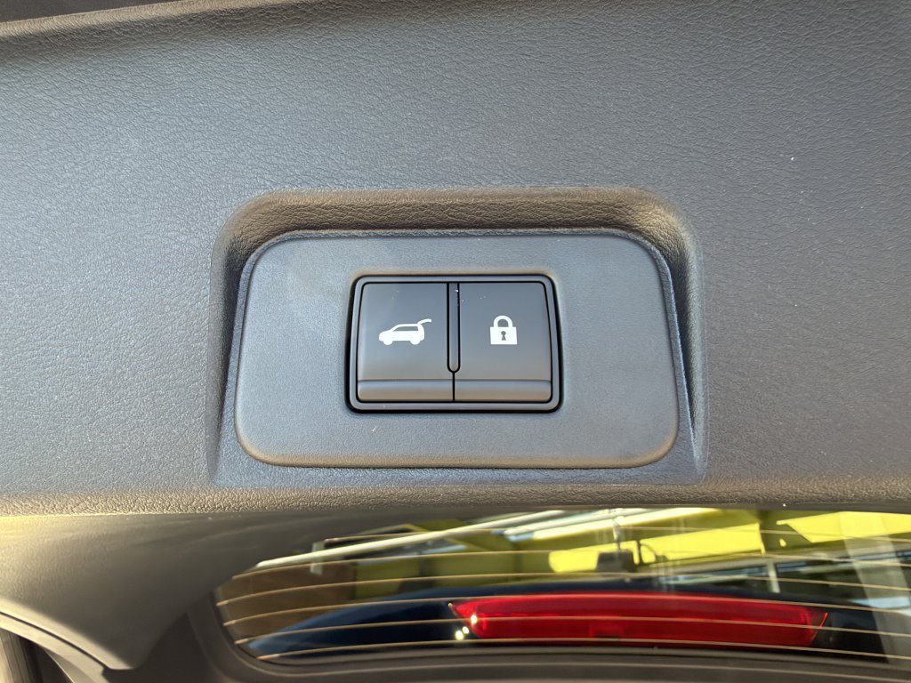 Used 2026 Nissan Rogue SV AWD/4WD image 37