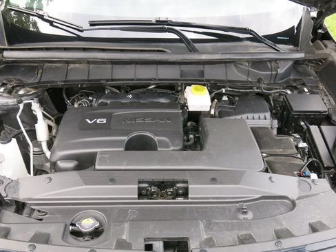 Used 2024 Nissan Pathfinder SV w/ Cargo Package image 31