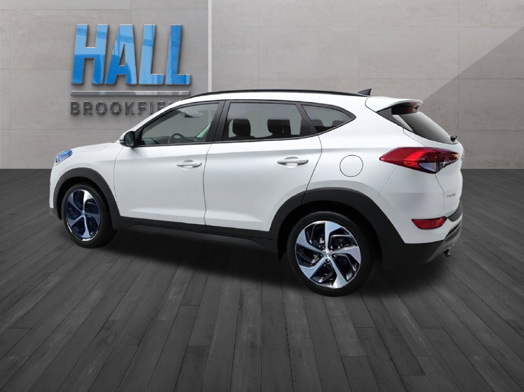 Used 2016 Hyundai Tucson Limited w/ Option Group 03 AWD/4WD image 3