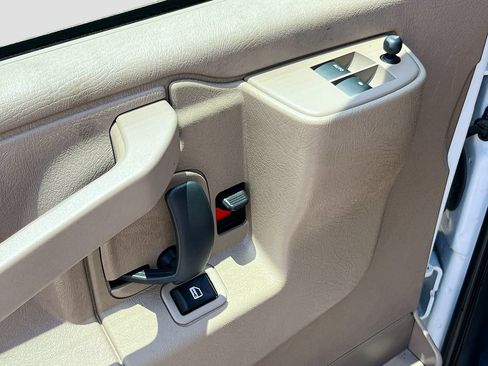 Used 2025 GMC Savana 2500 w/ Driver Convenience Package RWD image 17