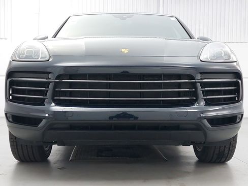 Used 2019 Porsche Cayenne image 10