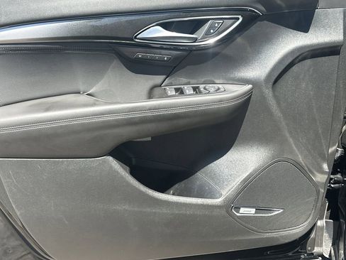 Used 2025 Buick Envision Preferred AWD/4WD image 10