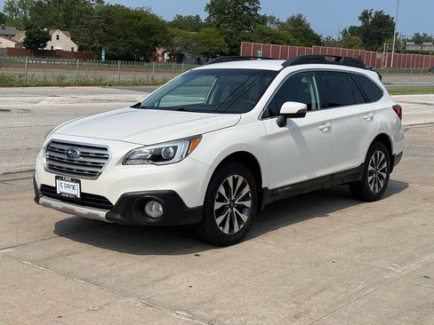 Used 2015 Subaru Outback 2.5i Limited AWD/4WD image 1