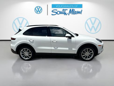 Used 2019 Porsche Cayenne AWD/4WD image 8