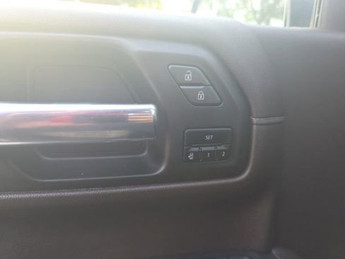 Used 2020 GMC Sierra 1500 SLT AWD/4WD image 26