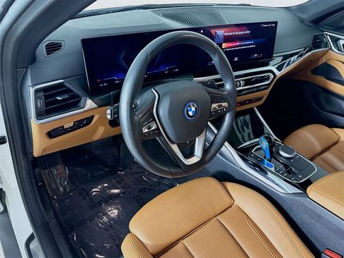 Certified 2023 BMW i4 eDrive40 w/ Premium Package image 9
