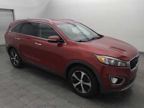 Used 2016 Kia Sorento EX FWD image 11