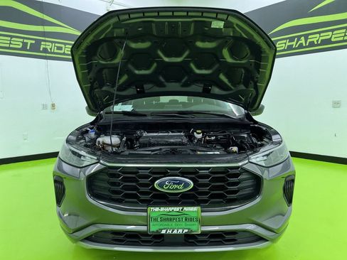 Used 2024 Ford Escape ST-Line AWD/4WD image 4
