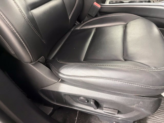 Used 2022 Ford Explorer XLT AWD/4WD image 31